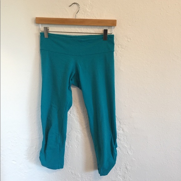 elisabeta rogiani Pants - Elisabeta Rogiani side gather 3/4 leggings